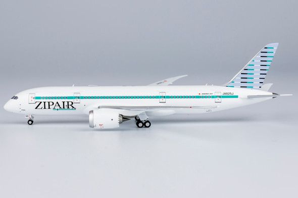 NG Models ZIPAIR Tokyo Boeing 787-8 Dreamliner JA825J 1/400 59017