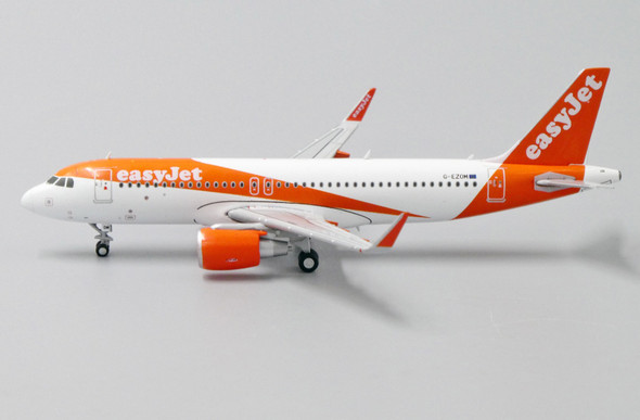 JC Wings EasyJet Airbus A320 G-EZOM 1/400 EW4320001