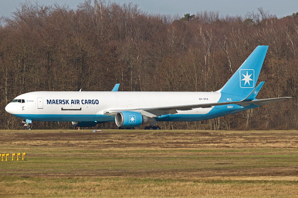 Phoenix Maersk Cargo Boeing 767-300ER OY-SYA 1/400