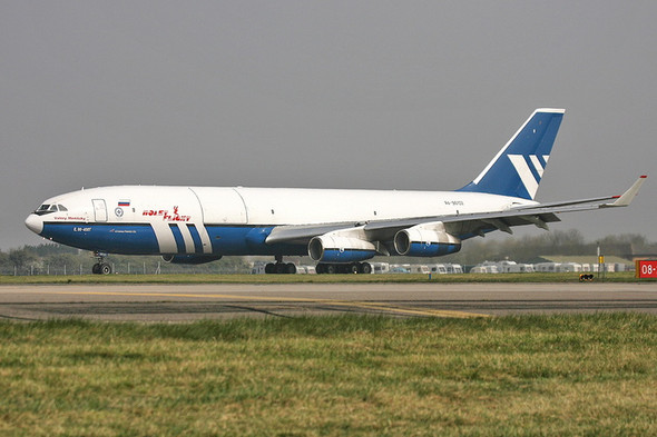 Phoenix Polet Flight Ilyushin IL-96-400T RA-96102 1/400