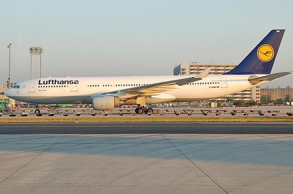 Phoenix Lufthansa Airbus A330-200 D-AIMD 1/400