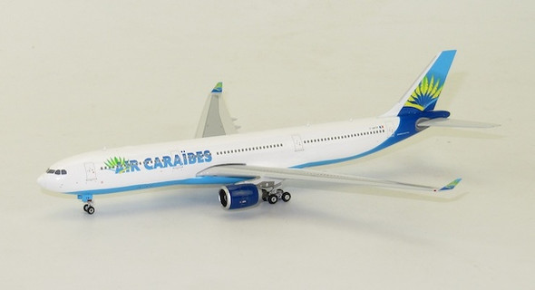 Phoenix Air Caraibes Airbus A330-300 F-HPTP 1/400 PH11329