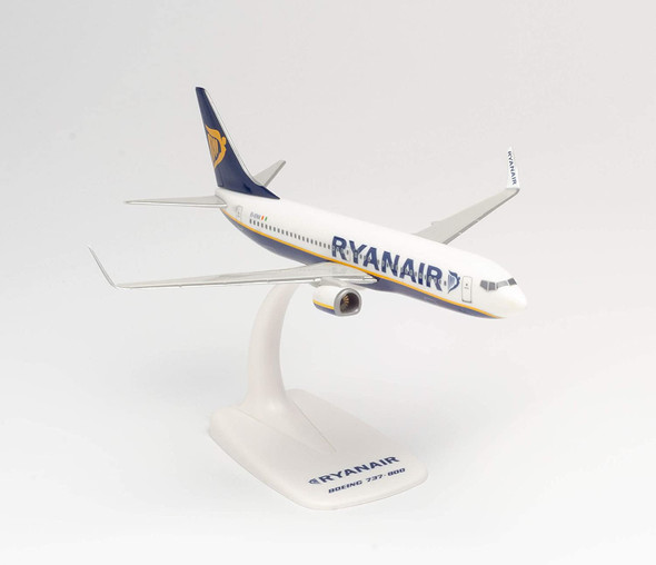 Herpa Snap-Fit Ryanair Boeing 737-800 1/200 Model 609395