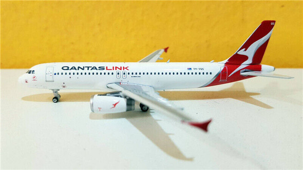 Phoenix QantasLink Airbus A320 1/400 PH04193