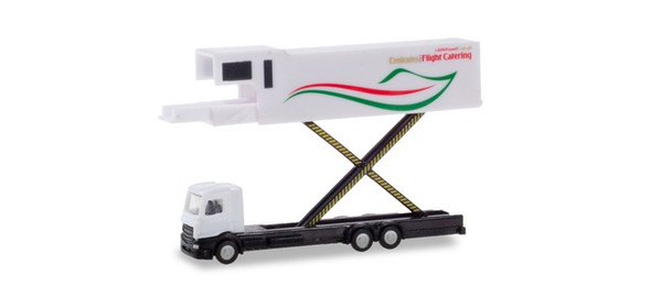 Herpa Emirates Flight Catering – A380 Catering truck 1/200 559607