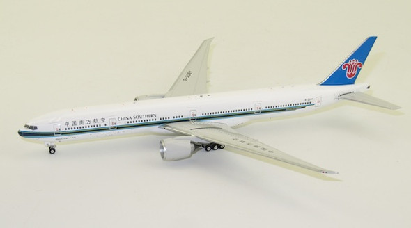 NG Models China Southern Cargo Boeing 777-200F B-2075 1/400