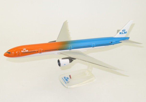 KLM Boeing 777-300ER Snap-Fit Model Plane 1/200