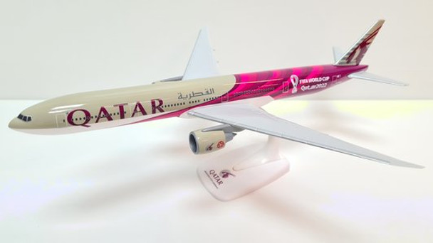 Qatar Snap-fit Boeing 777-300ER 1/200