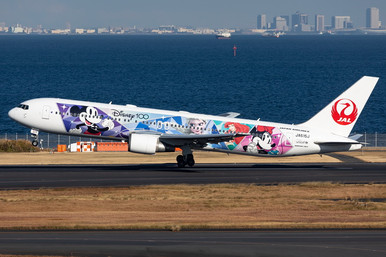 Phoenix B767-300ER JAL Mickey 90year-eastgate.mk