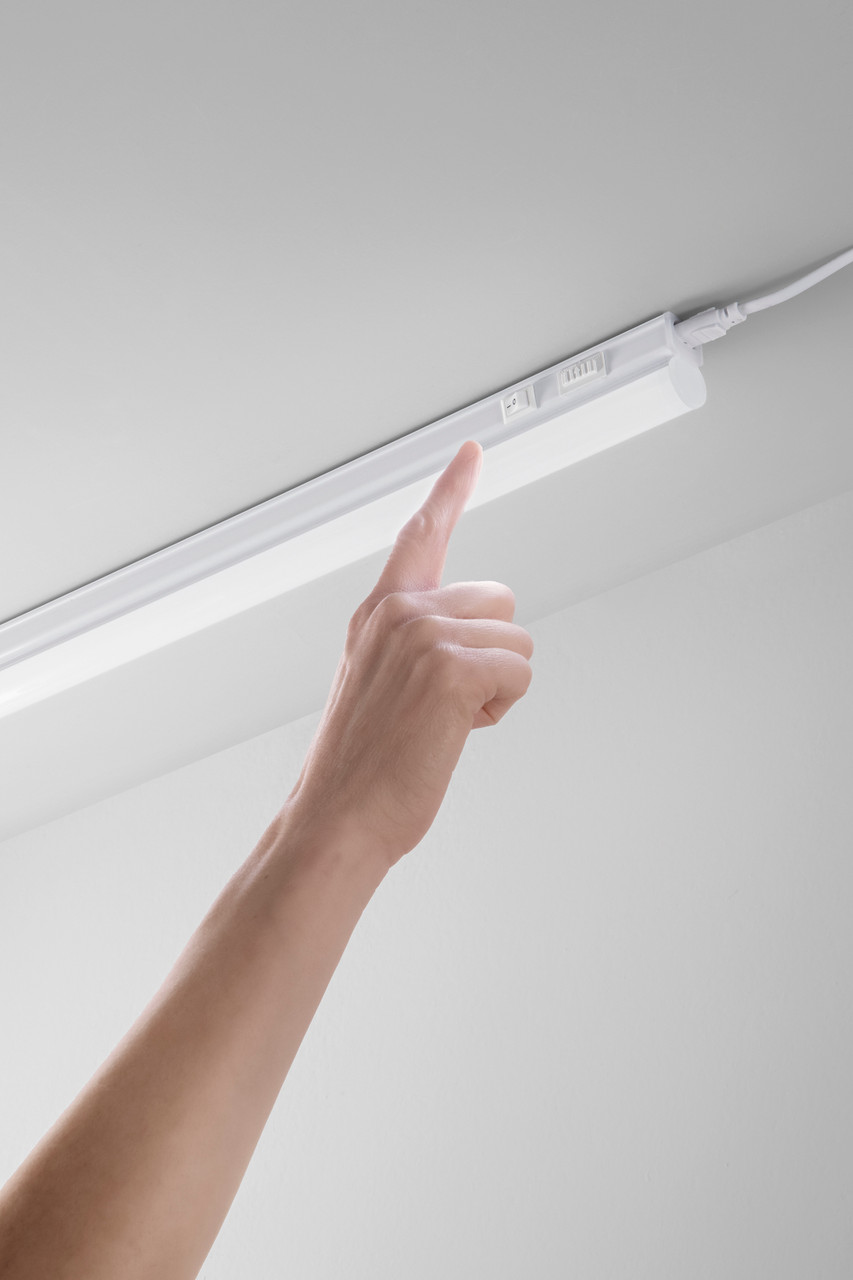 OPPLE Striscia LED T5, 11W, 830, Bianco, Con Interruttore, Luce Uniforme, Risparmio Energetico