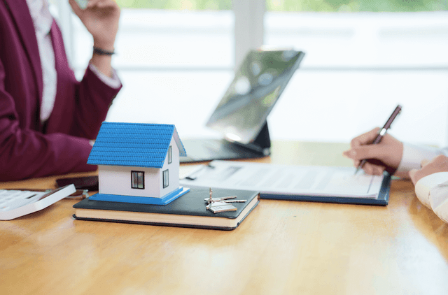 Plan, Brand, and Grow: Your Spring Market Resource Guide