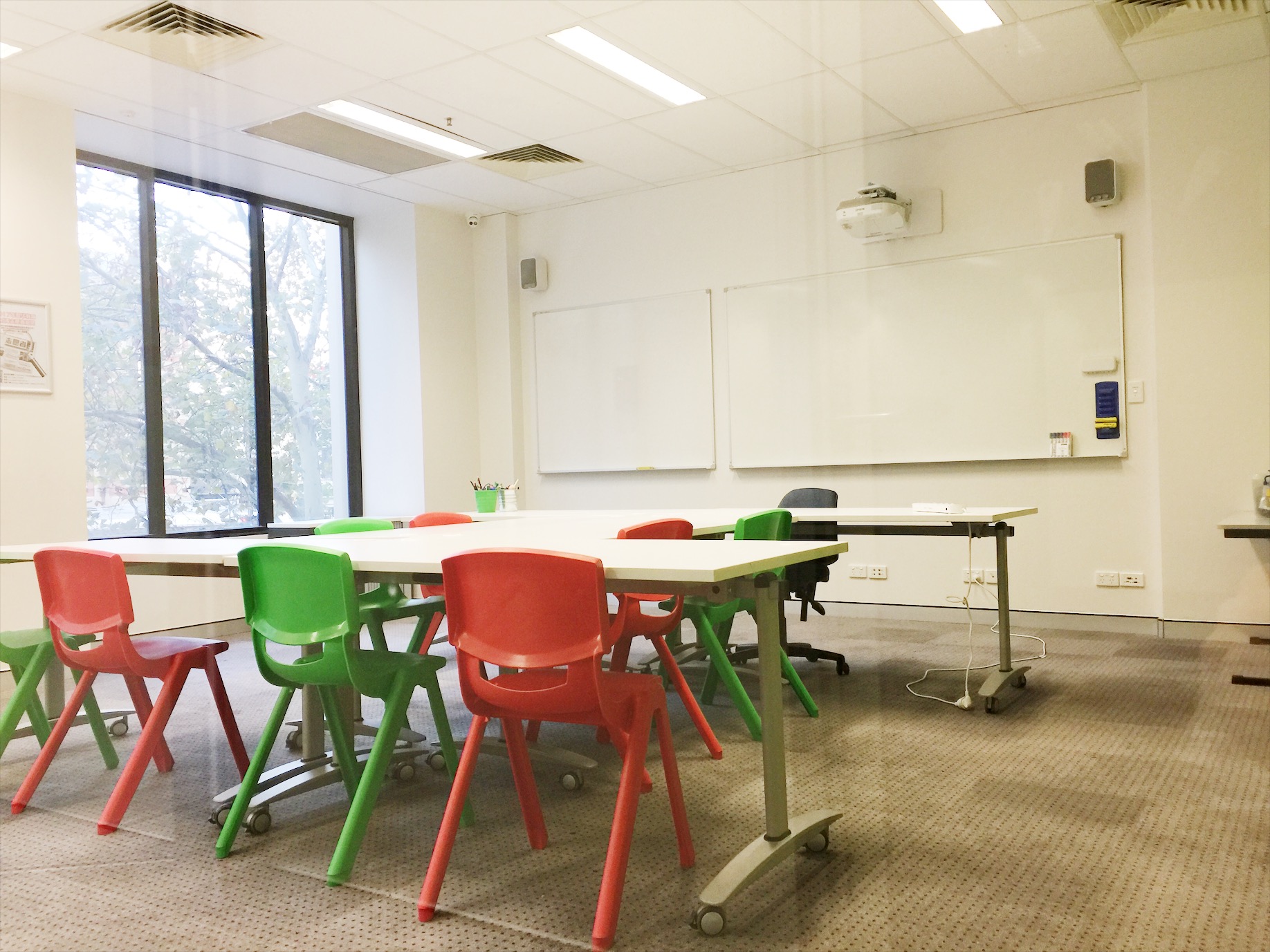 aies-class-room-3.jpg