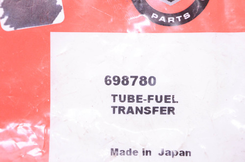 New OEM Briggs & Stratton 698780 Fuel Transfer Tube NOS - In
