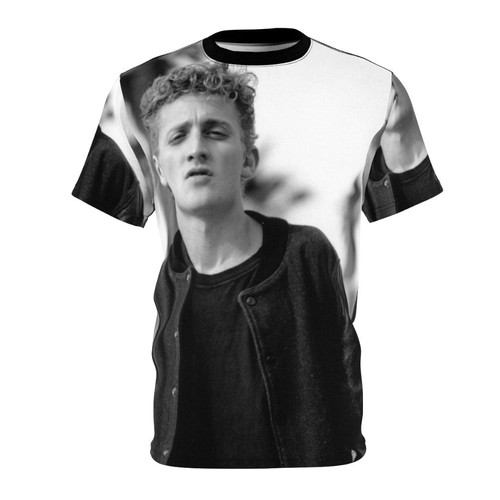 Artistic portrait of actor Alex Winter in black and white, depicting his role in the movie Dog Town.