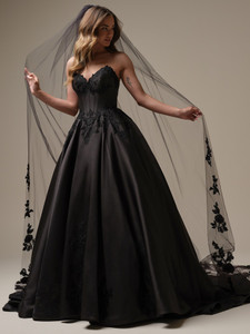 Serafina Veil Serafina Veil