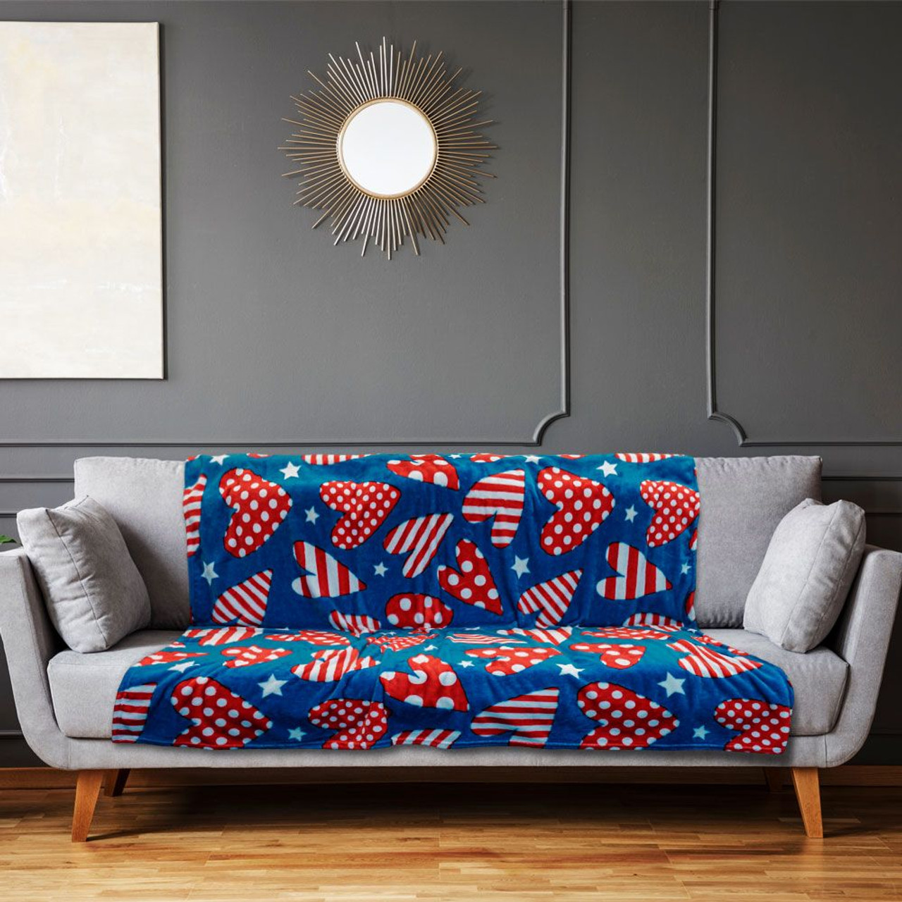 PATRIOTIC HEARTS SOFT PLUSH 50X60IN BLANKET