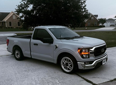 WELD Laguna 6 Beadlock Drag Gloss Black Wheel with Milled Spokes 17x10 | 6x135BC | +43 Offset | 7.25 Backspacing - S90370089P42 for 2004, 2005, 2006, 2007, 2008, 2009, 2010, 2011, 2012, 2013, 2014, 2015, 2016, 2017, 2018, 2019, 2020, 2021, 2022, 2023 2024 Ford F-150