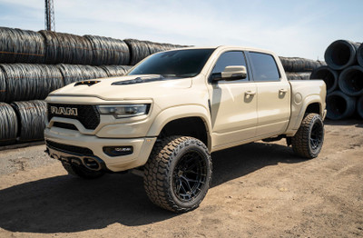 Vossen HFX-1 Gloss Black Wheel 22x12 | 6x139.7 BC (6x5.5) | -44 Offset - fits Chevrolet Silverado 1500 1999-2026, GMC Sierra 1500 1999-2026, Chevrolet Tahoe 1992-2026, Chevrolet Suburban 1992-2026, GMC Yukon 1992-2026, and 25 more