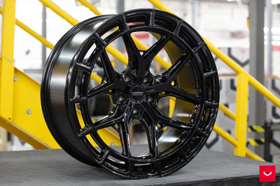 Vossen HFX-1 20x9 5x112 ET25 Flat Gloss Black Wheel (HFX1-0M01). Premium Hybrid Forged styling for Audi, Mercedes, VW, and Porsche Macan applications.
