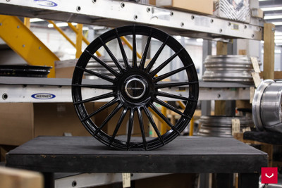 Vossen HF-8 22x9.5 5x112 ET15 Gloss Black Wheel (HF8-2M61). Hybrid Forged luxury design for Audi, Mercedes-Benz, Porsche Macan, and VW Touareg fitments.
