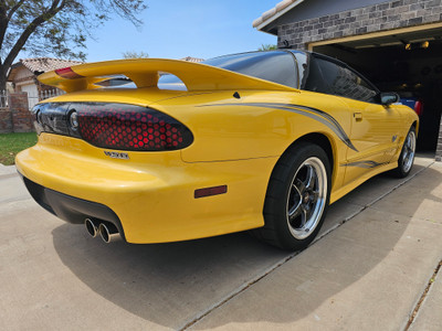 WELD Ventura 5 Street Gloss Black Wheel with Milled Spokes 18x10.5 | 5x120.65 BC (5x4.75) | +54 Offset | 7.9 Backspacing - S10480562P54 for Corvette C5 Base & Z06 1997-2004, F-Body Camaro Firebird