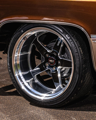 WELD Ventura 5 Street Gloss Black Wheel with Milled Spokes 22x12 | 5x127 BC (5x5) | -57 Offset | 4.25 Backspacing - S10422073425 for Chevrolet Silverado C1500 2WD 1988-1998, Chevy C10 1967-1987