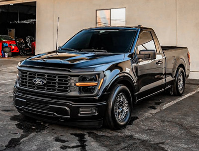 WELD Solana Beadlock Drag Gloss Black Wheel with Milled Spokes 20x10 | 6x135BC | +38 Offset | 6.99 Backspacing - S91000089P38 for 2004, 2005, 2006, 2007, 2008, 2009, 2010, 2011, 2012, 2013, 2014, 2015, 2016, 2017, 2018, 2019, 2020, 2021, 2022, 2023, 2024, 2025 Ford F-150