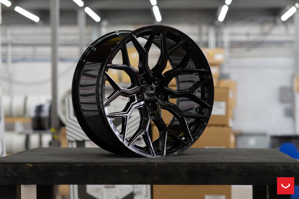 Vossen HF-2 Gloss Black Wheel 24x10 | 5x120 BC | ET32 | 72.56mm | CTS-V & ATS-V | Camaro SS, ZL1 & 1LE | Cadillac CT5-V Blackwing | Chevrolet Corvette C8 - HF2-4B61