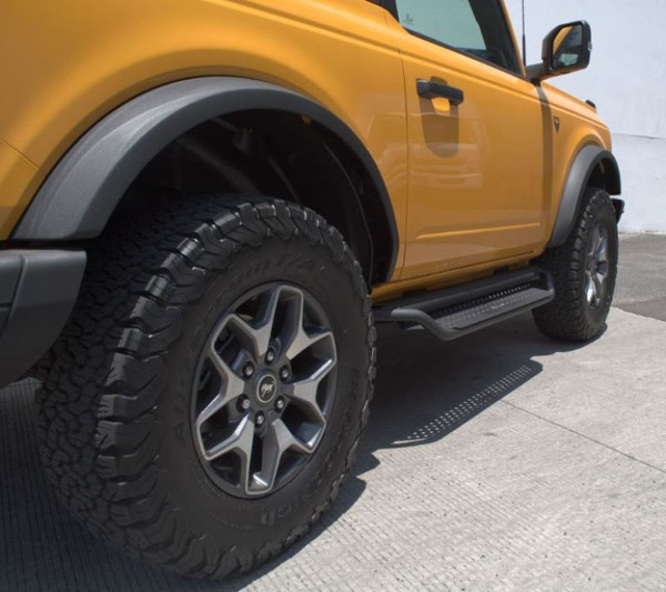 Go Rhino Dominator Extreme D1 SideSteps for 2021-2026 Ford Bronco, Textured Black - Part #D14131t