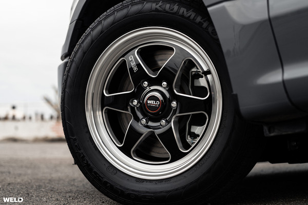 Weld Racing Ventura 6 Drag Gloss Black Wheel 17x7 | 6x135 BC | +20 Offset | 4.80 Backspacing - fits Ford F-150 2004-2026, Ford F-150 Raptor 2010-2026, Ford Expedition 2003-2026, Lincoln Navigator 2003-2026