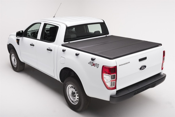 Extang Hard Folding Tonneau Cover, Aluminum Panels - 2005-2016 Nissan Frontier(5ft Bed) (w/ or w/o Track Sys) (5ft) 2.0 - ext83985