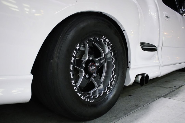 Weld Racing Ventura 5 Beadlock Black Wheel 17x10 | 5x135 BC | +10 Offset | 5.90 Backspacing - fits Ford F-150 1997-2004, Ford Expedition 1997-2003, Lincoln Navigator 1998-2002