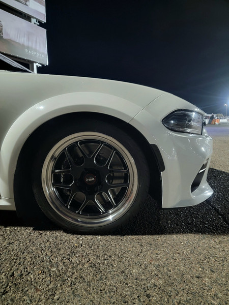 Weld Racing Solana Hellcat Charger Challenger Gloss Black Wheel 20x5 | 5x115 BC | -33 Offset | 1.5 Backspacing - fits Dodge Charger 2006-2023, Dodge Challenger 2008-2023, Chrysler 300 2005-2023, Chrysler 300C 2005-2023, and 2 more