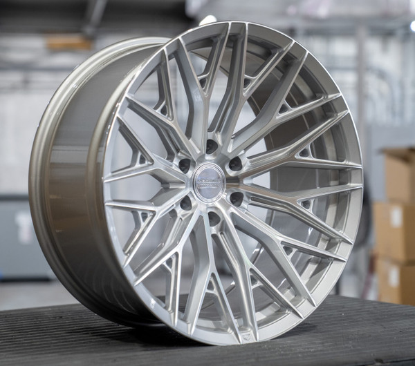 Vossen HFX-6 Silver Wheel 18x9 | 6x139.7 BC (HFX6-8G84) - fits Chevrolet Silverado 1500 1999-2026, GMC Sierra 1500 1999-2026, Cadillac Escalade 1999-2026, Ram 1500 TRX 2021-2024, Toyota Tacoma 2005-2026