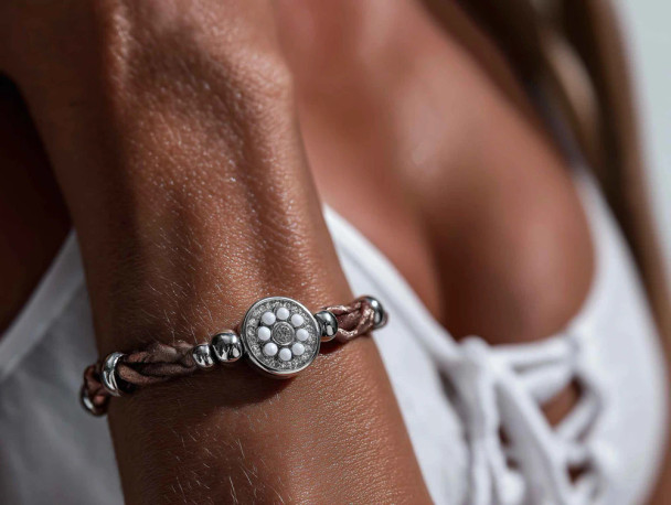 Custom Snap Jewelry Pearled Rhinestone Snap Ginger Charm Magnolia Vine Button by SnapAccents Custom Snap Jewelry Pearled Rhinestone Snap Ginger Charm Magnolia Vine Button by SnapAccents