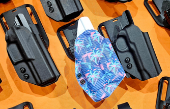 Belly Bands vs. IWB Holsters Belly Bands vs. IWB Holsters