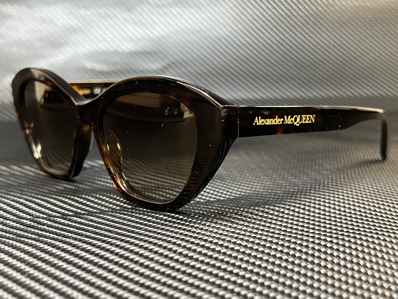 ALEXANDER McQUEEN AM0355S 002 Havana Cat Eye 54 mm Women display picture 1
