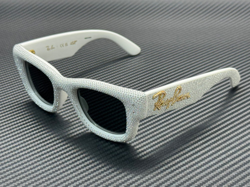 RAY BAN RB4940BP 686687 White Strass Grey Wayfarer Puffer Unisex 47 mm Sunglasse