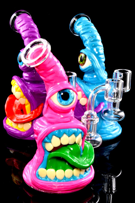 Wholesale resin cylops glass dab rigs with perc for resale.