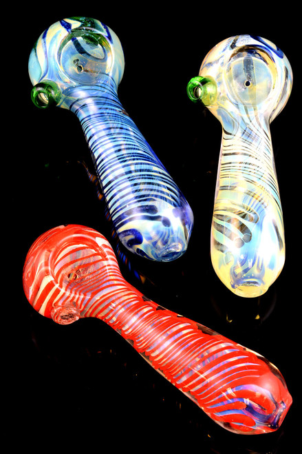 Color Changing Spiral Glass Pipe - P1246
