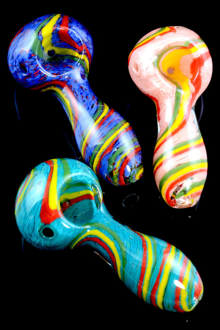 Rasta Frit Swirl Glass Pipe - P1638