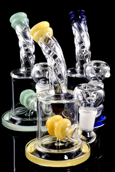 Small Stemless GoG Twisted Water Pipe with Showerhead Perc - WP1581