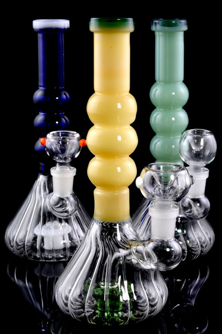 Small Stemless Reeded GoG Water Pipe with Stemline Showerhead Perc - WP1668