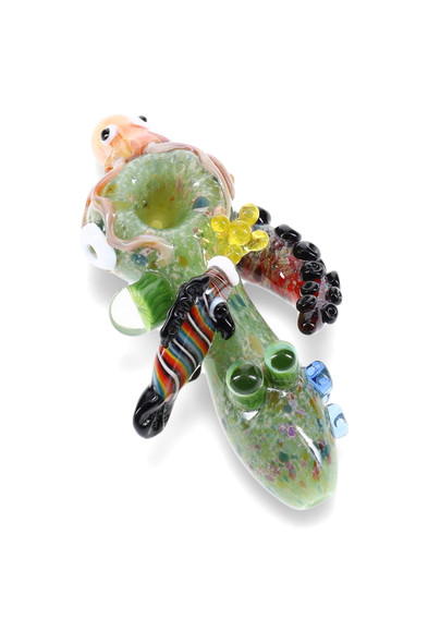 Green frit 4" ocean-life glass spoon with sculpted coral, yellow bubble cluster, and striped handle; front angle for wholesale product listings. Green frit 4" ocean-life glass spoon with sculpted coral, yellow bubble cluster, and striped handle; front angle for wholesale product listings.