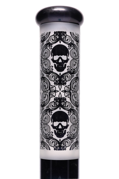Wholesale frosted glass skull-pattern neck detail on 14″ GoG beaker water pipe, close crop with black lip, product close-up for head-shop listings.