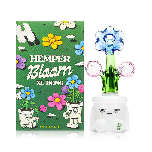 Hemper Bloom XL packaging beside the bong, shelf-ready head-shop supplies photo for counters and web listings