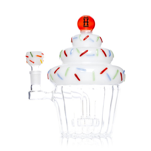 Front view of Hemper Cupcake XL with a sprinkle-covered bowl beside the frosted cupcake body.