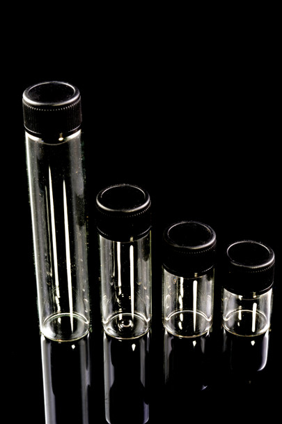 Glass Vial with Twist-On Cap – J0188