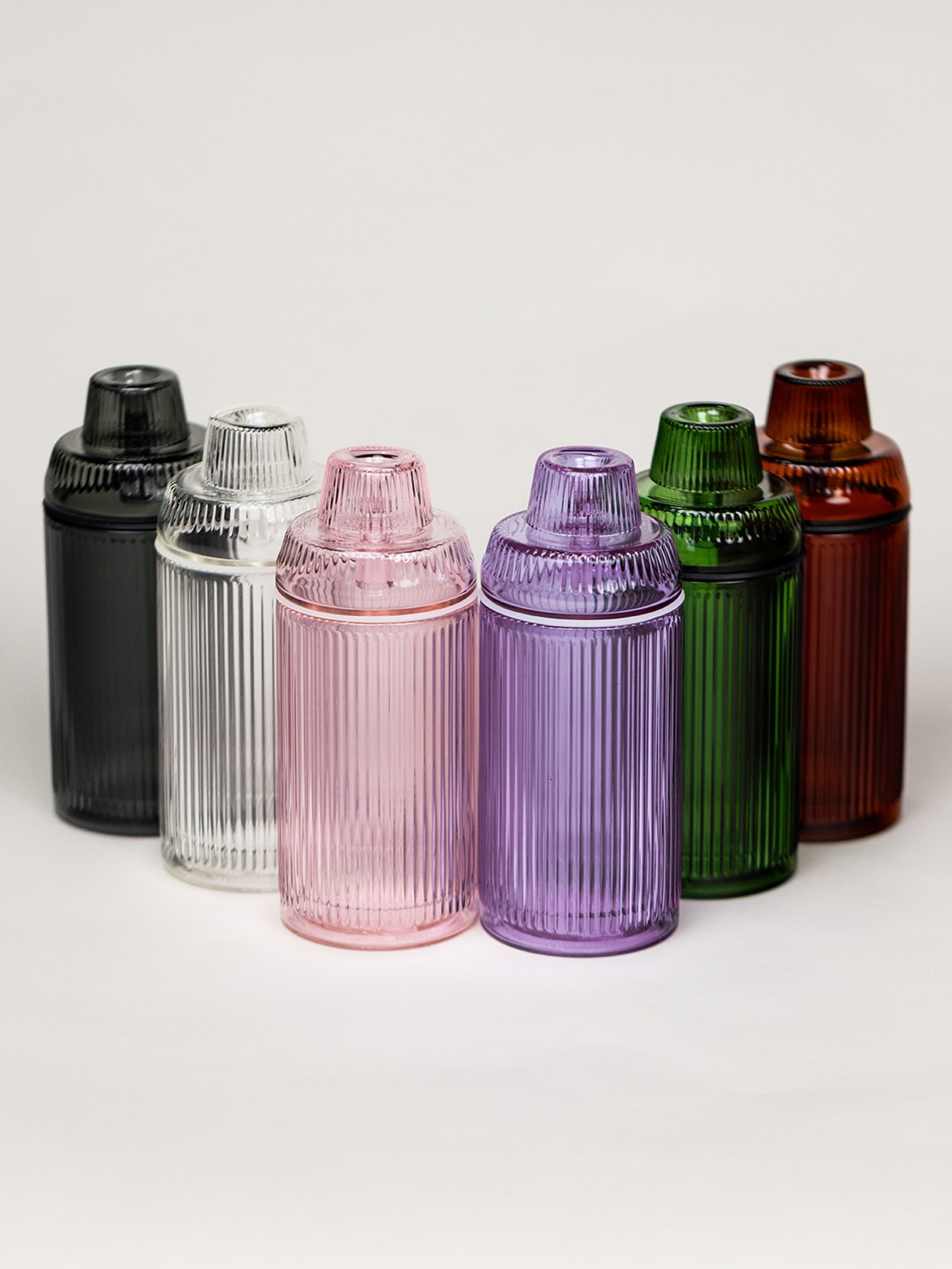 NWTN Home Deco Gravity Bong standing vertical with ribbed Art Deco borosilicate shell for showcase displays