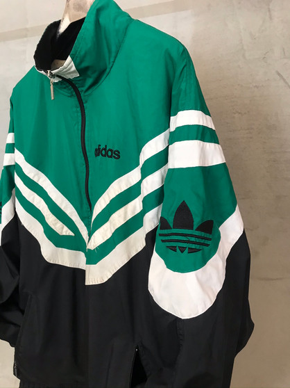 bola da adidas original valor